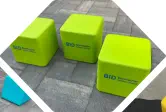grüner Element Würfelhocker mit Bestickun