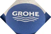 runder blauer Beistelltisch mit aufgesticktem Grohe Logo 